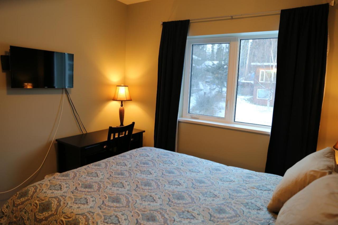 Downtown Whitehorse Deluxe 2 Bedroom Condo Eksteriør bilde